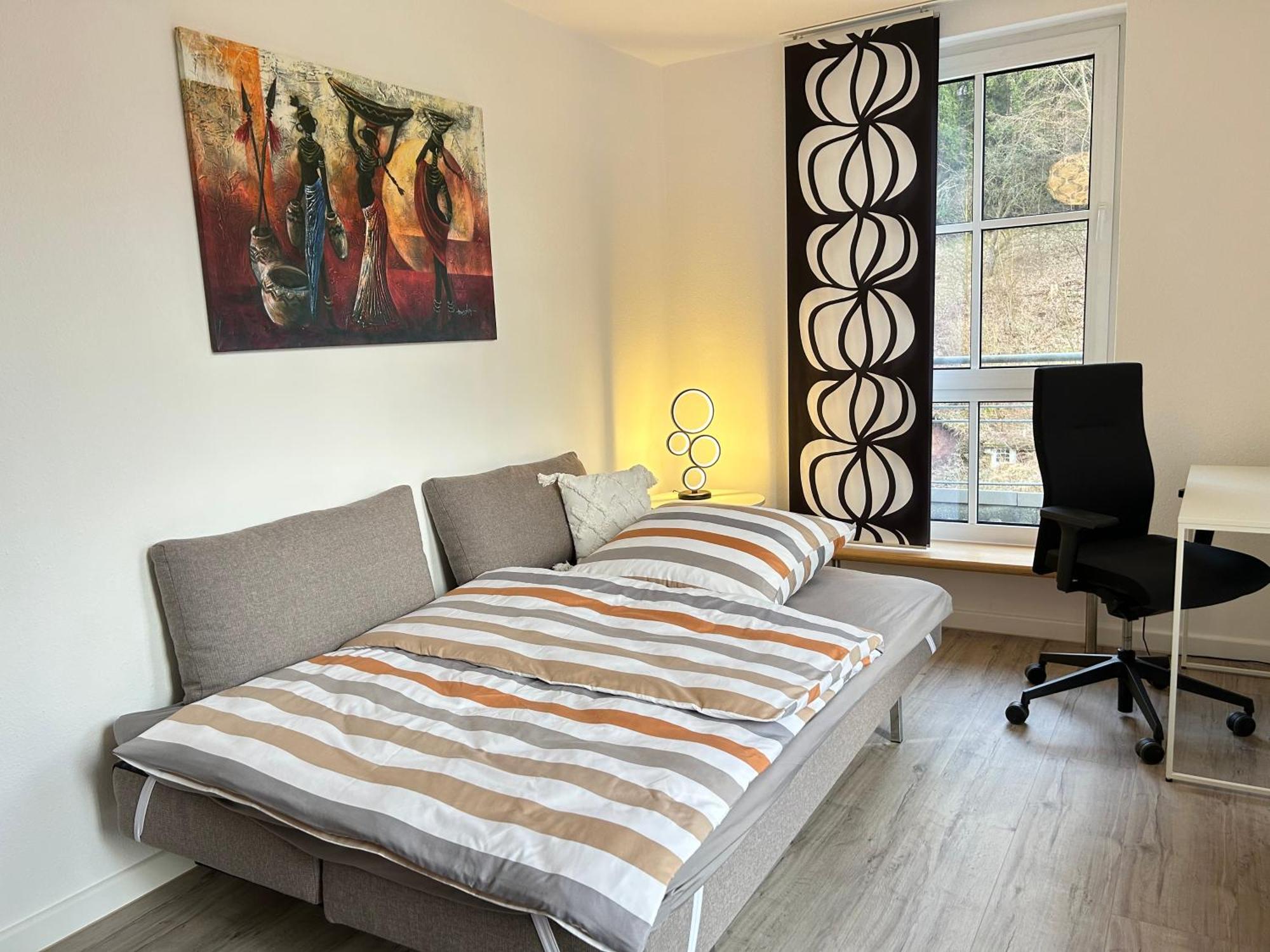 Grosszuegiges Helles Penthouse -Komplette Etage- Mit Balkon Und Stellplatz In Ruhiger Lage Kulmbach Esterno foto
