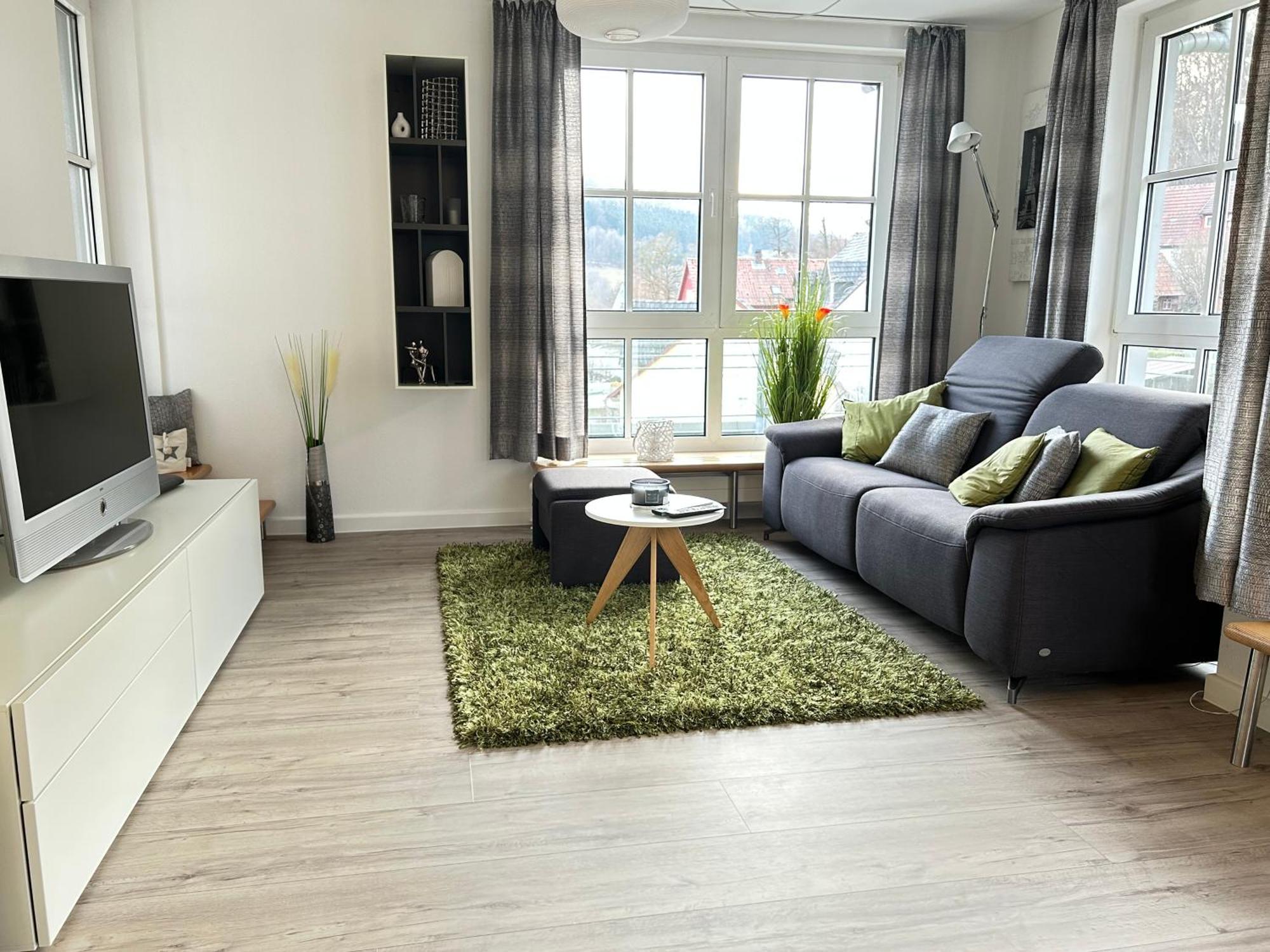 Grosszuegiges Helles Penthouse -Komplette Etage- Mit Balkon Und Stellplatz In Ruhiger Lage Kulmbach Esterno foto