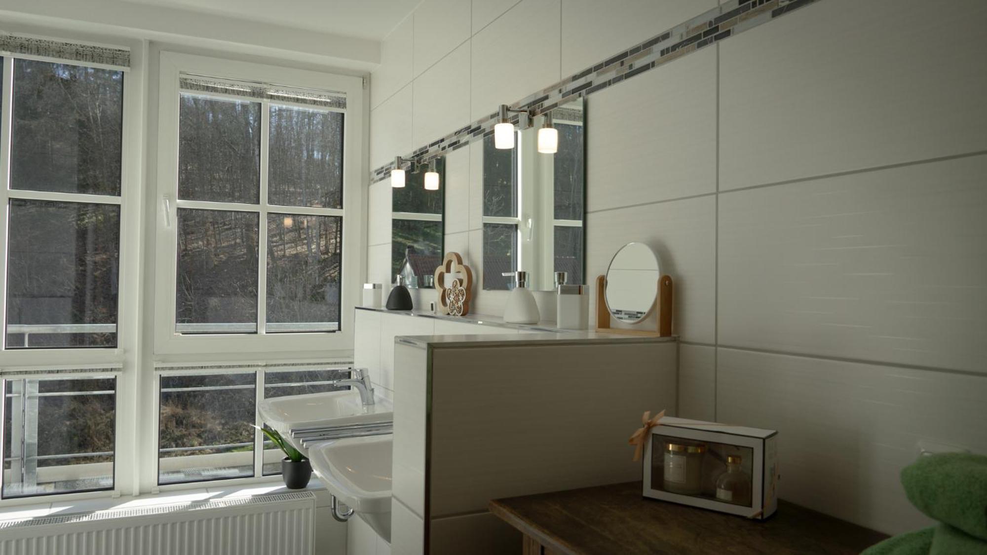 Grosszuegiges Helles Penthouse -Komplette Etage- Mit Balkon Und Stellplatz In Ruhiger Lage Kulmbach Esterno foto