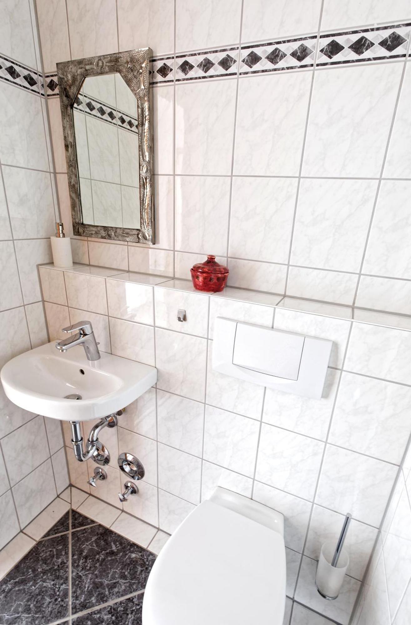 Grosszuegiges Helles Penthouse -Komplette Etage- Mit Balkon Und Stellplatz In Ruhiger Lage Kulmbach Esterno foto