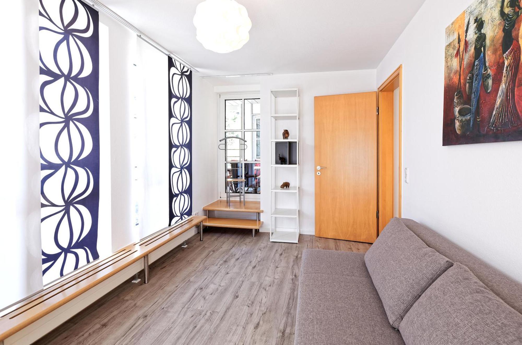 Grosszuegiges Helles Penthouse -Komplette Etage- Mit Balkon Und Stellplatz In Ruhiger Lage Kulmbach Esterno foto