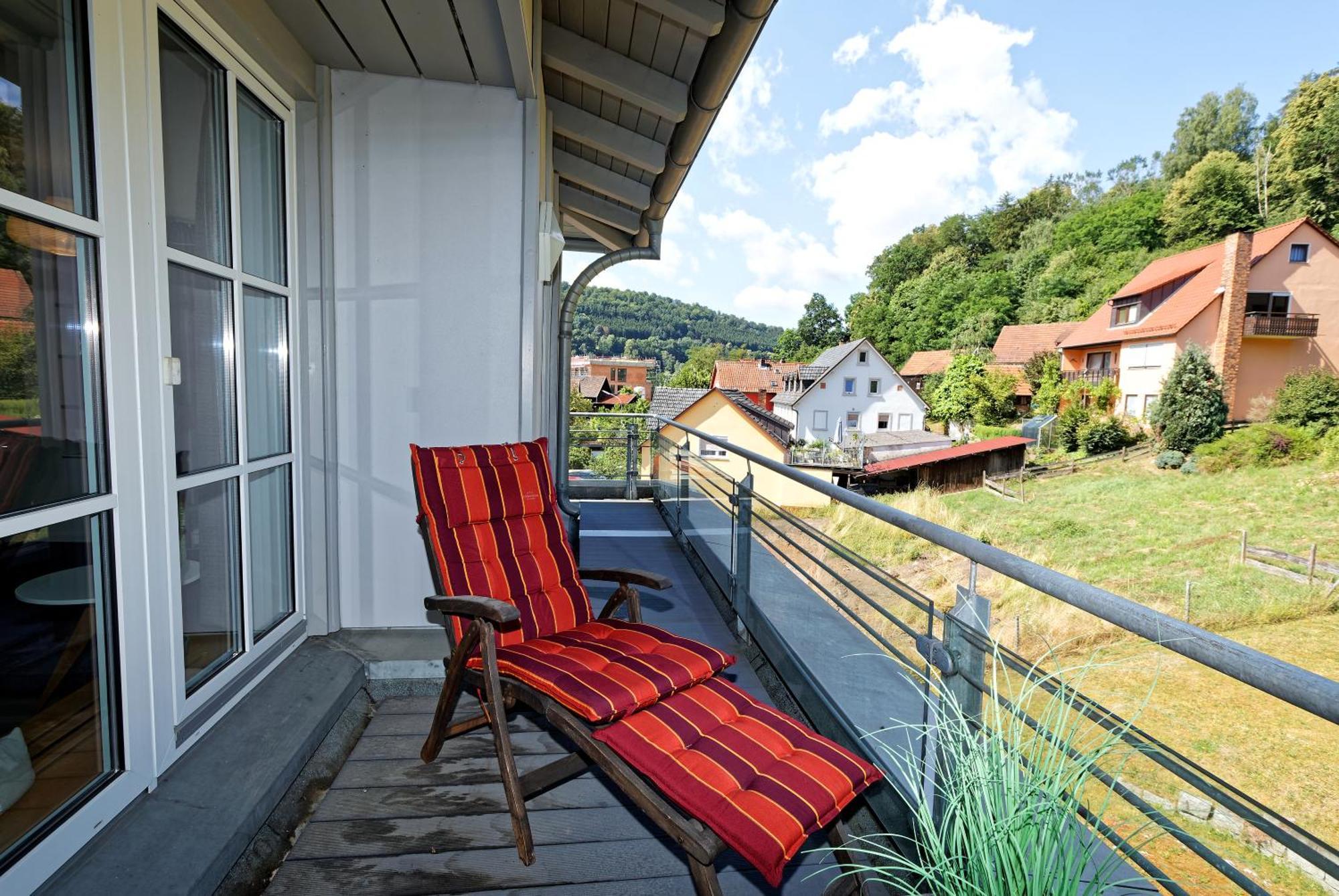 Grosszuegiges Helles Penthouse -Komplette Etage- Mit Balkon Und Stellplatz In Ruhiger Lage Kulmbach Esterno foto